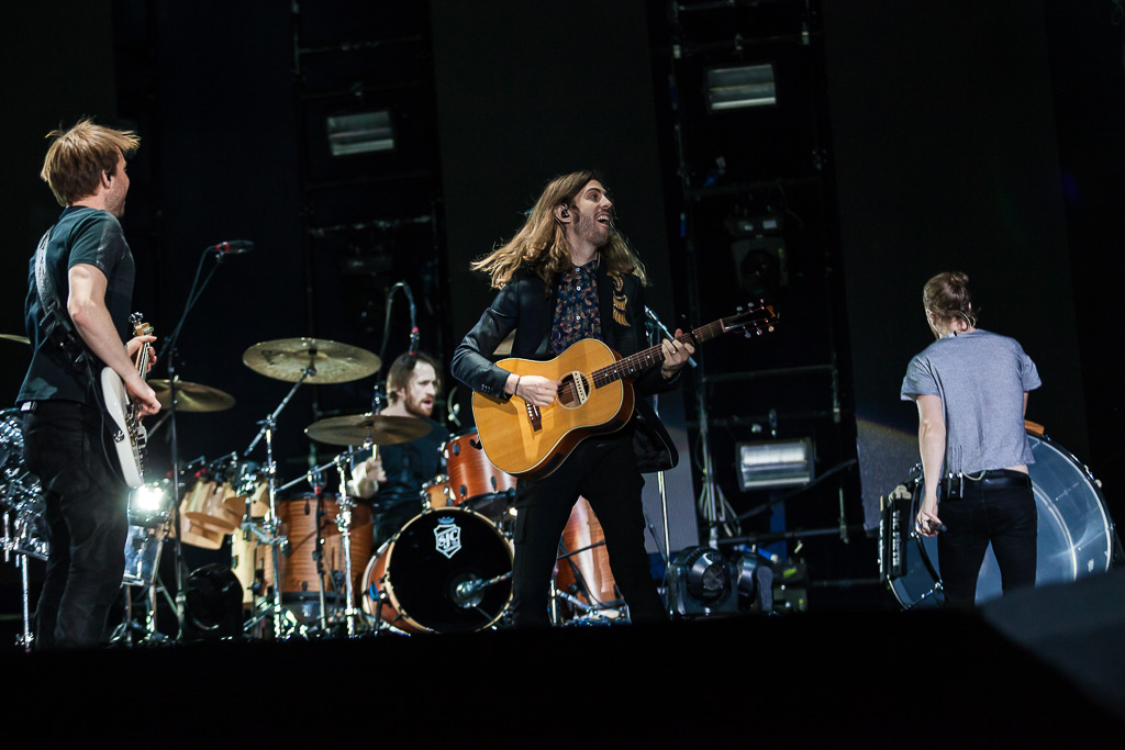 IMAGINE DRAGONS