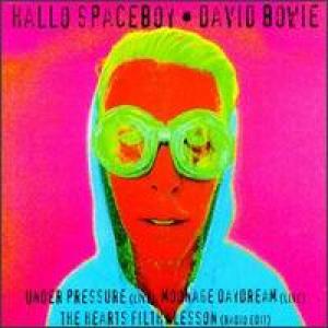 COVER: Hallo Spaceboy